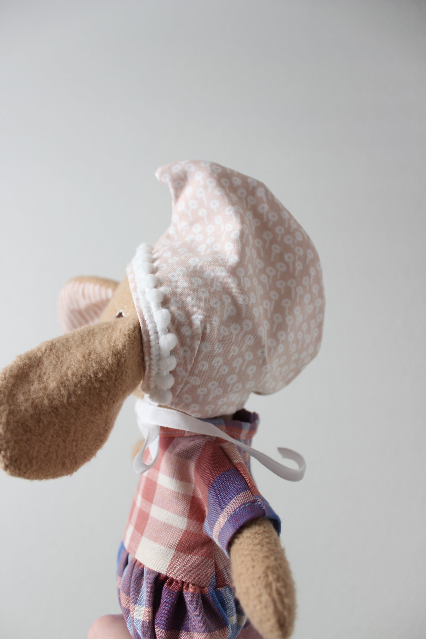 Pink Floral Dewdrop Bonnet