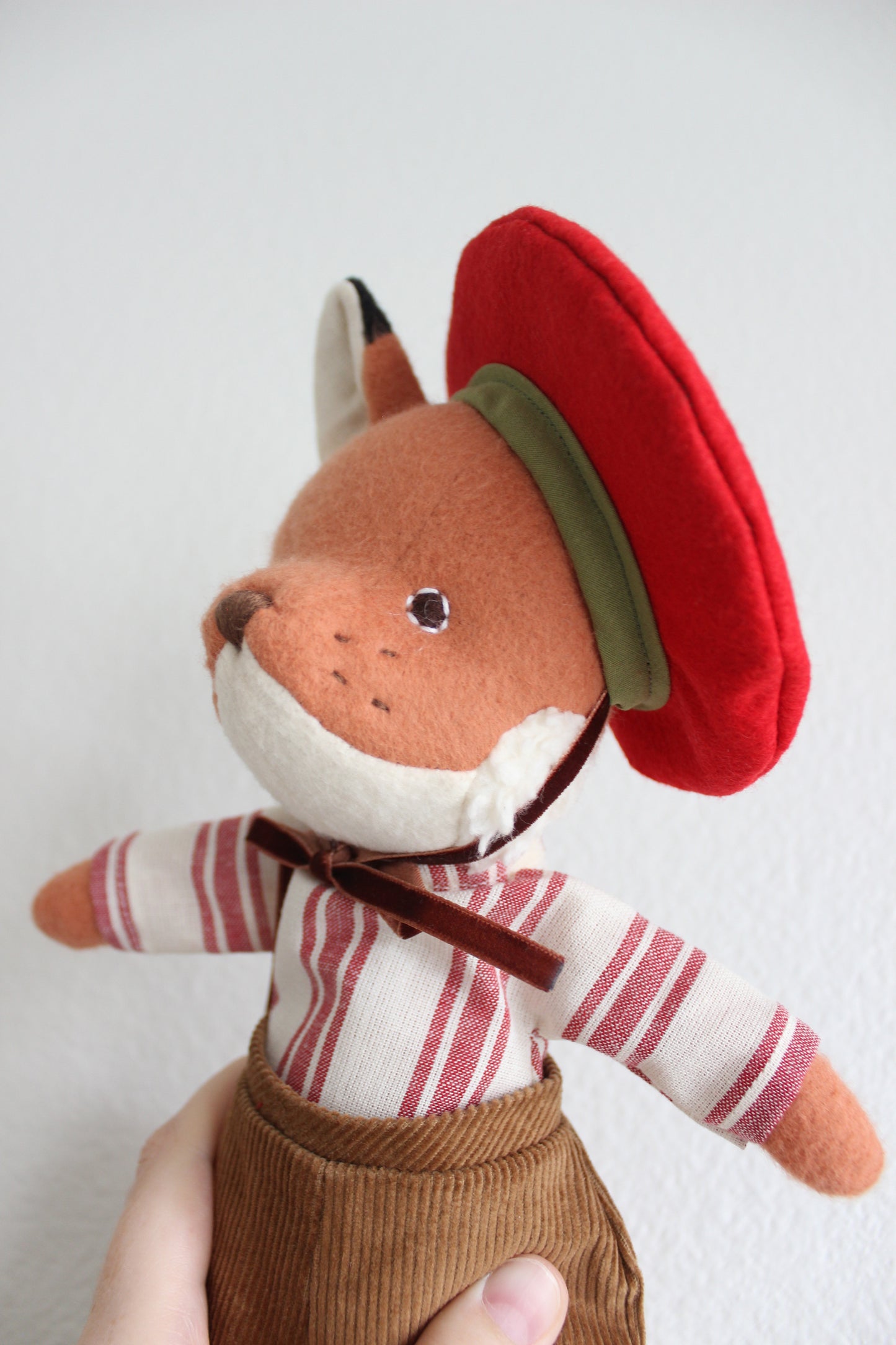 *PREORDER* Apple Beret