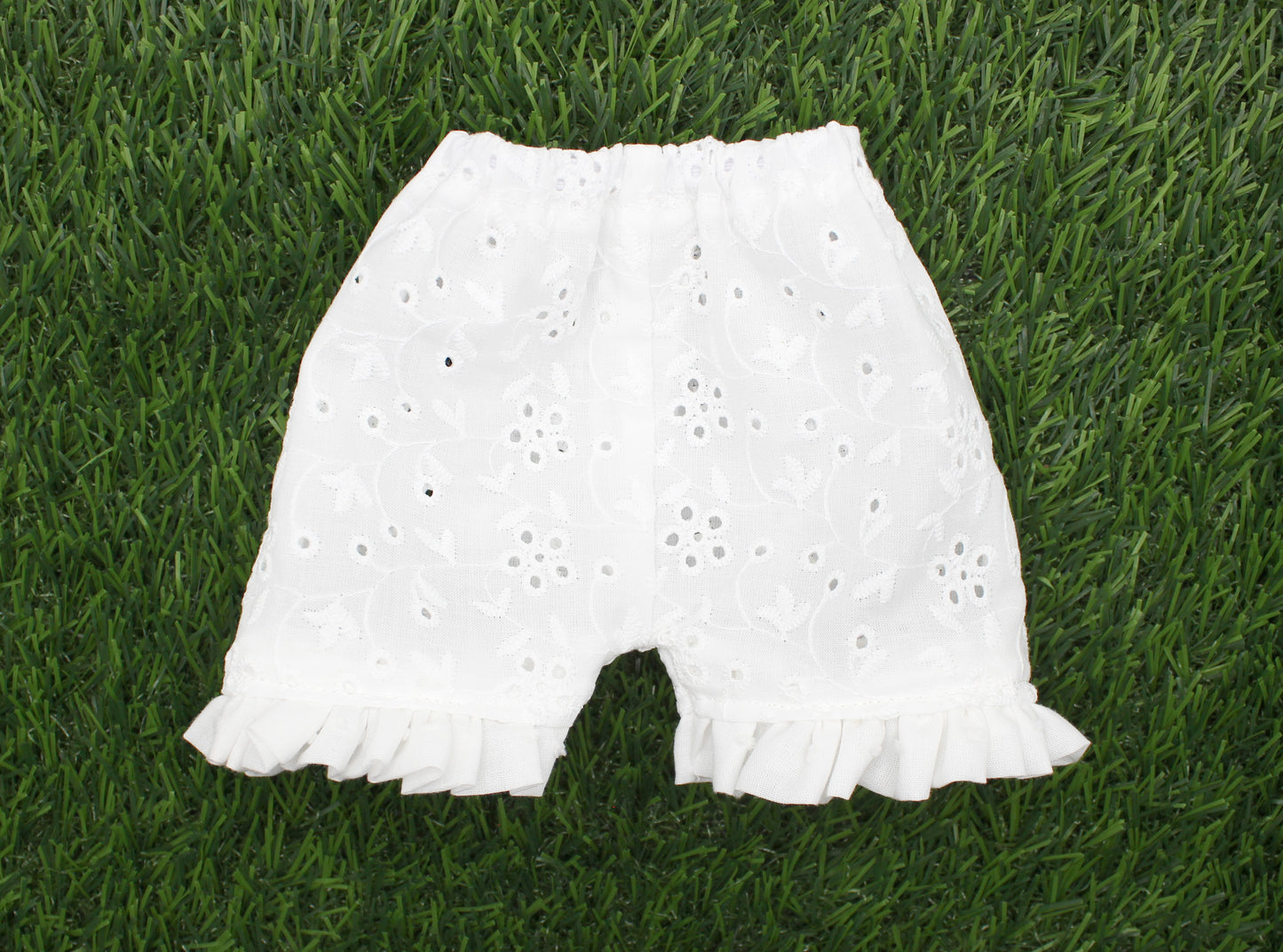 Eyelet Ruffle Shorts
