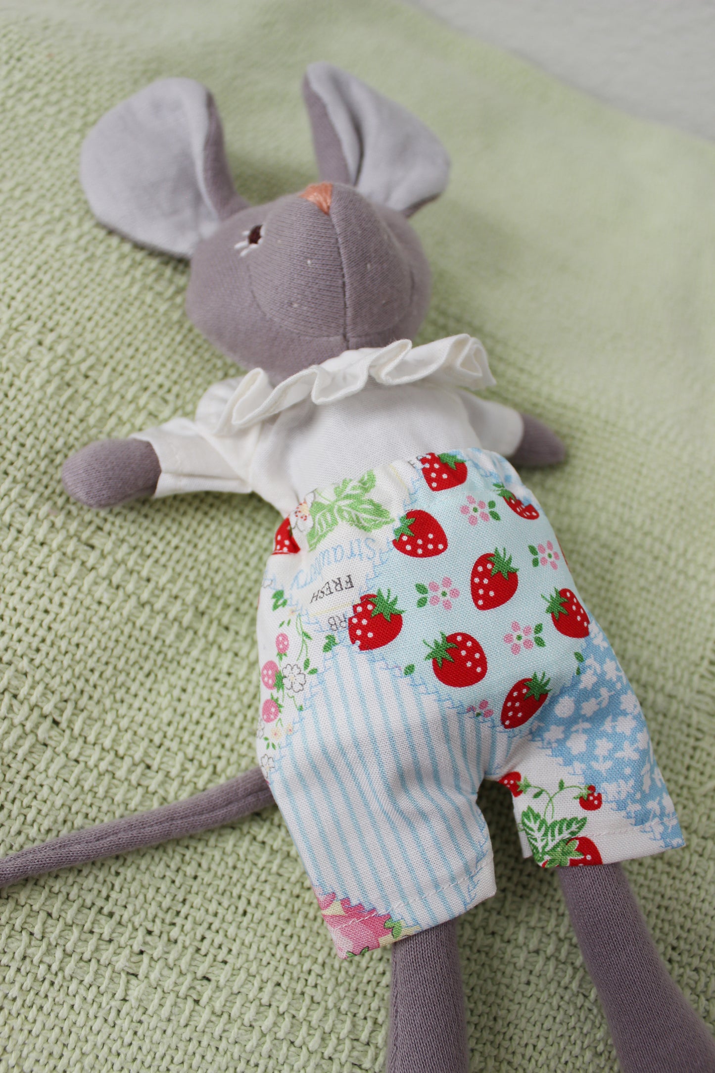 Blue Strawberry Patch Shorts (Simon/Toby)