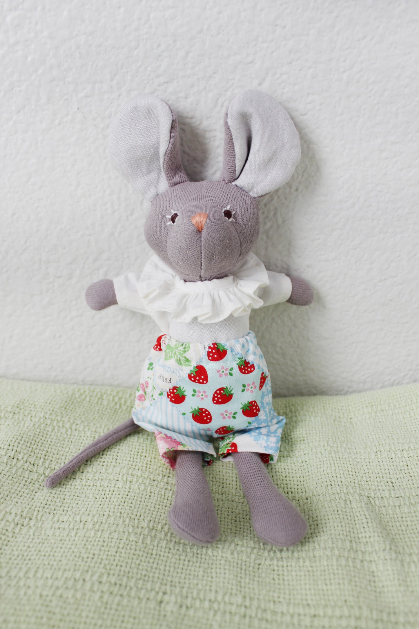 Blue Strawberry Patch Shorts (Simon/Toby)